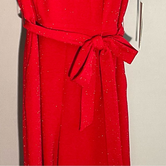 Calvin Klein Sz 10 Vibrant Red Slinky, Sparkly Jumpsuit, Zippered Back, Tie Belt - Picture 12 of 16